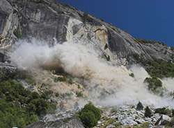 Yosemite Rockfall