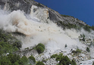 Yosemite rockfall