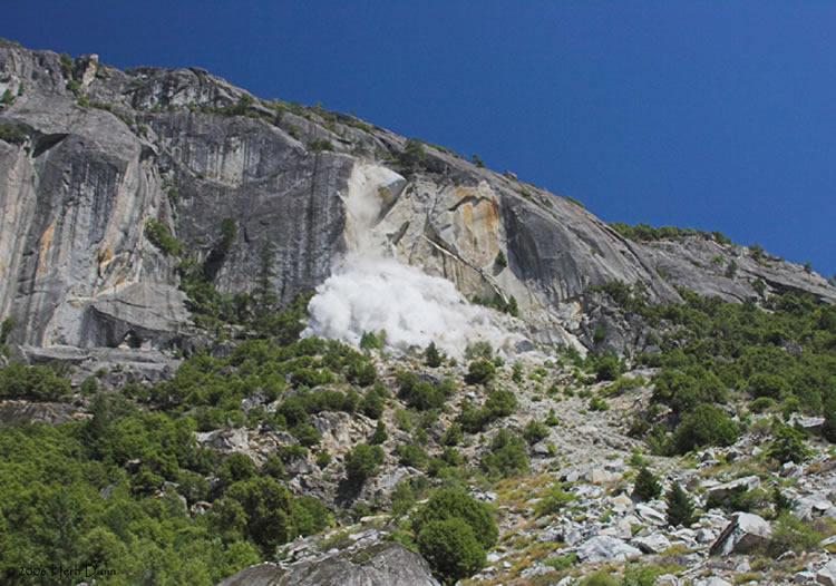 Yosemite rockfall