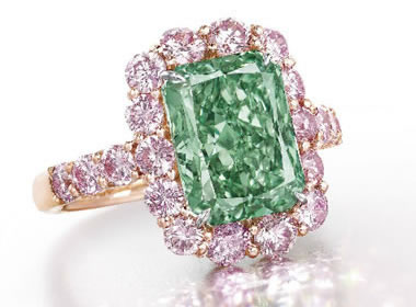 Aurora Green Diamond auctioned by Christie's