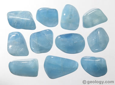 Evne regiment For en dagstur Aquamarine: the blue gemstone and March birthstone