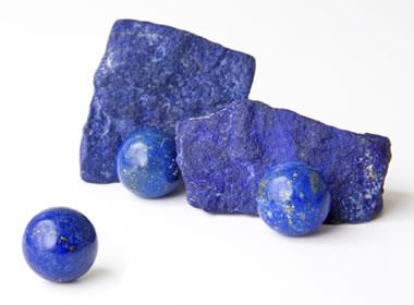 Lapis lazuli spheres and rough