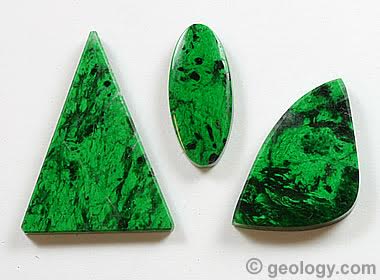 32 Green Gemstones (How Many Do You Know?) - Gem Society