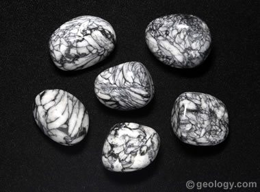 pinolith tumbled stones