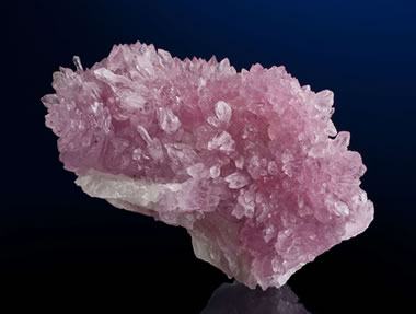 rose quartz cluster