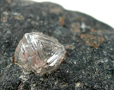 diamond crystal on matrix