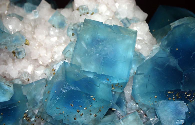 Fluorite mineral deals