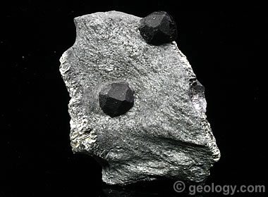 Graphite: The mineral Graphite information and pictures