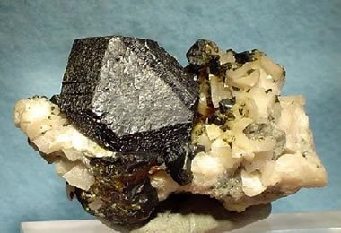 Sphalerite on dolomite