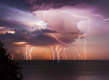 Lightning over Lake Maracaibo, Venezuela