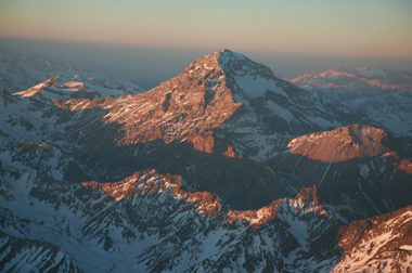 what is the longest mountain range in south america and where is it located