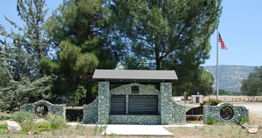 Mariposite monument