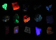Fluorescent mineral kit
