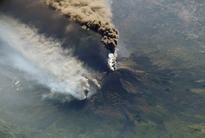 mount etna world map