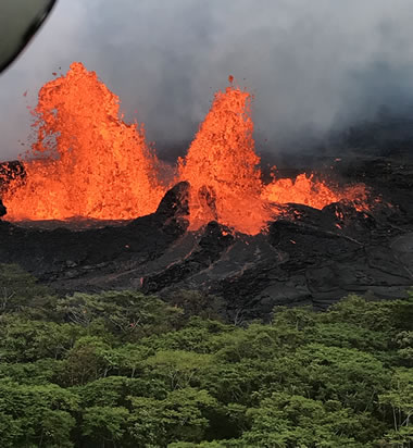 Lava Fountaining at Kilauea